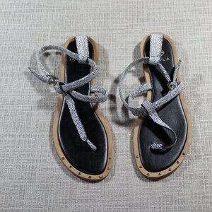 Isola Mackenzie Black and White Flat Sandal Sz 8.5